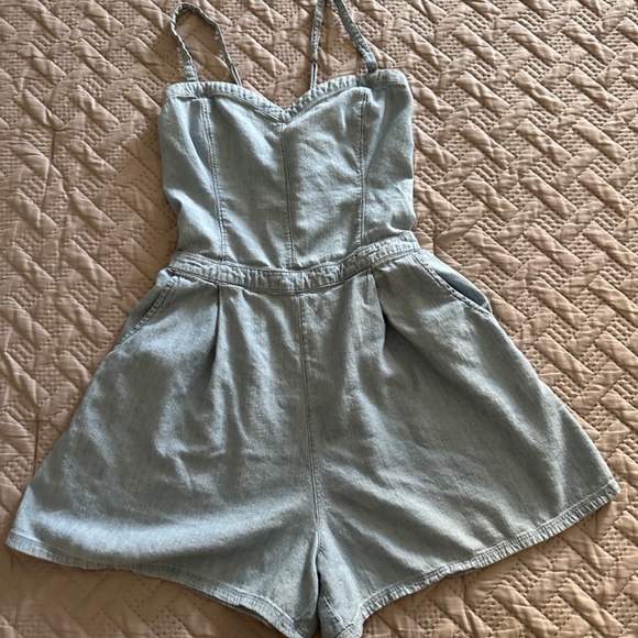 Hollister Denim Romper - Picture 3 of 4